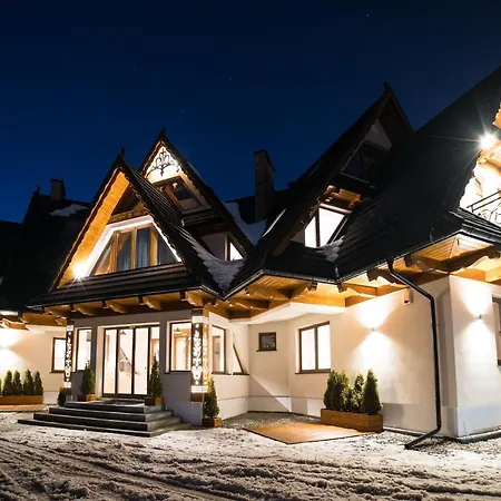 게스트하우스 Miodowy Dworek