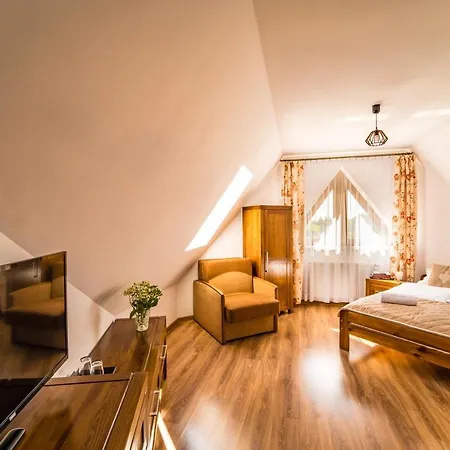 Miodowy Dworek Bukowina Tatrzańska