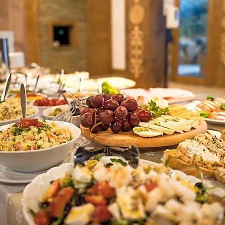 Miodowy Dworek Guest house Bukowina Tatrzanska