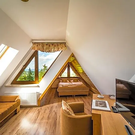 Miodowy Dworek Guest house